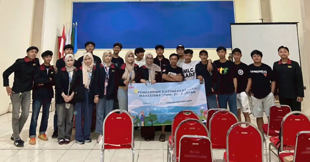 Dukung Ekonomi Desa, Mahasiswa PMM UMM Ajarkan Branding dan Digitalisasi Produk di Desa Tawangsari Pujon